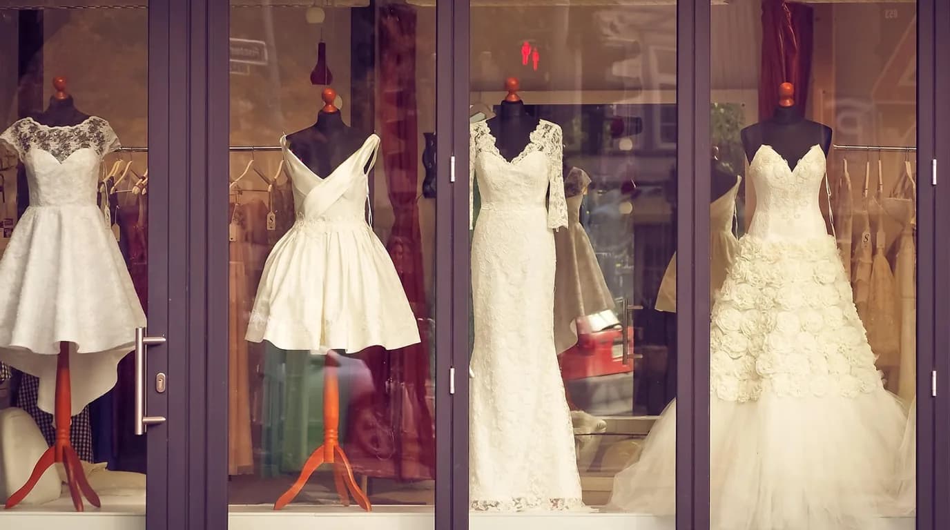 Bridal & Formalwear: staff at work in the business, where Reflys automates customer conversations