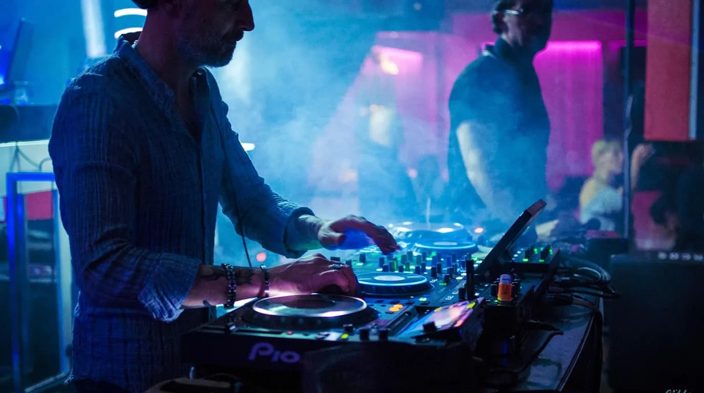Event Entertainment & DJ Services: staff at work in the business, where Reflys automates customer conversations