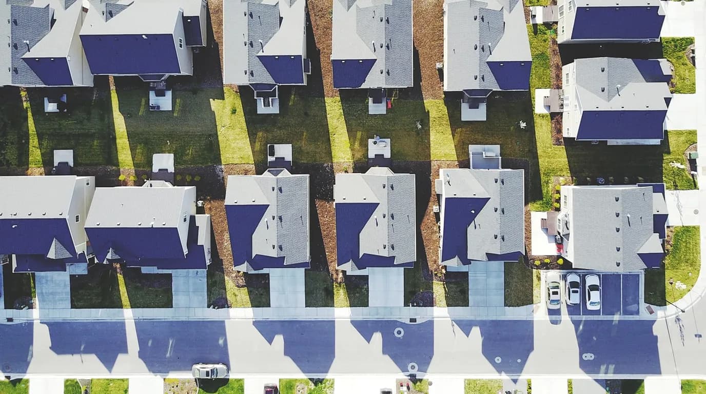 Homeowners Associations & Community Management: staff at work in the business, where Reflys automates customer conversations